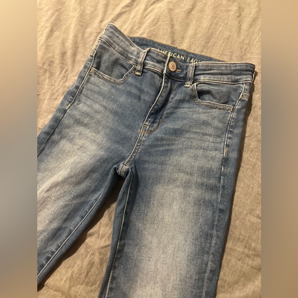 American Eagle Next Level Jeggings | Medium Wash, Size 4 - Picture 4 of 4